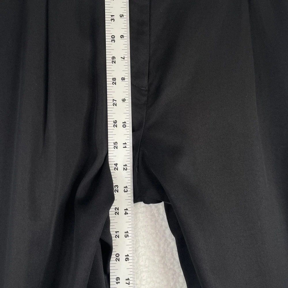 LOFT Curvy Pleated Tapered Pants Black 100% Lyocell Cropped Trousers 16P Womens
